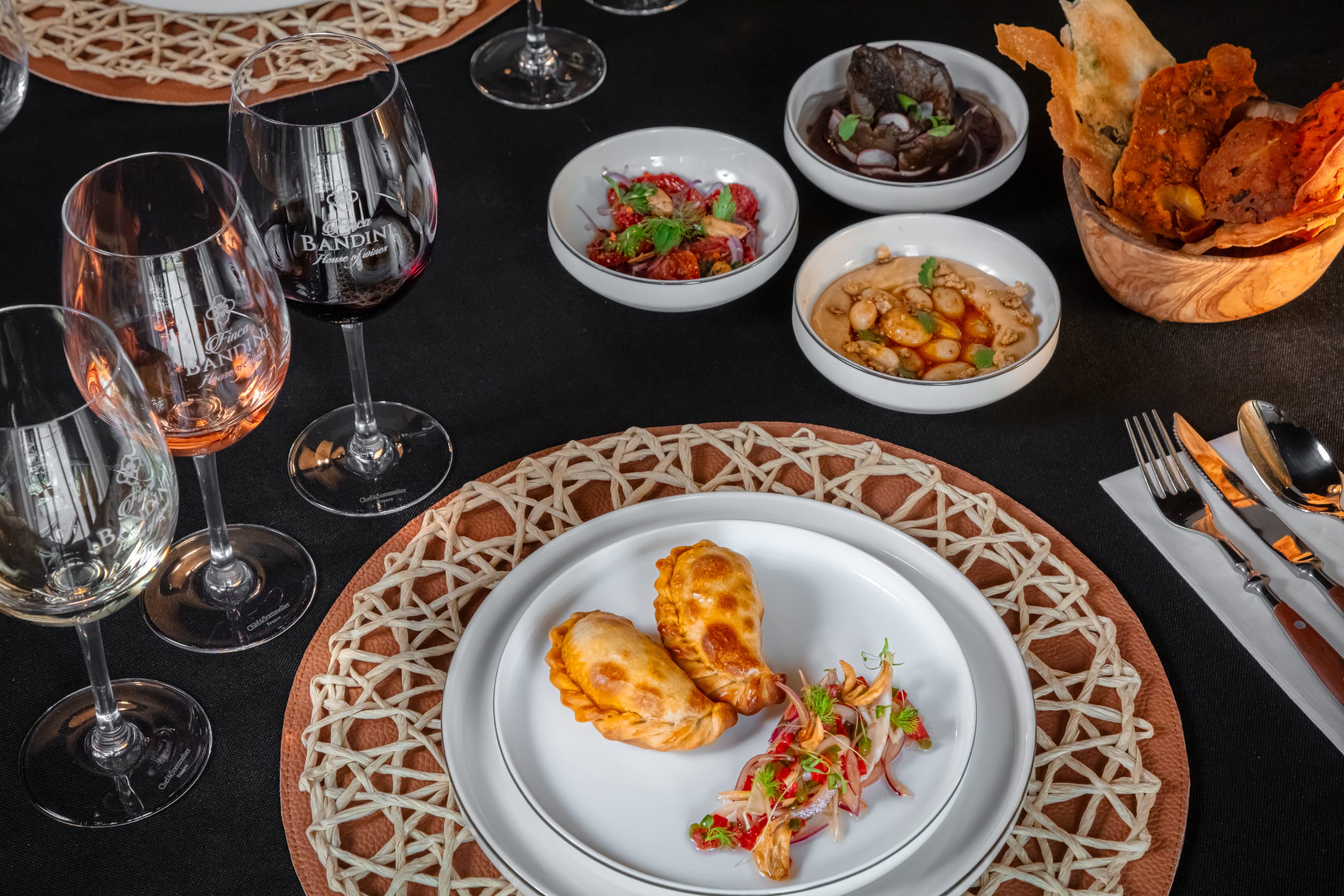 Restaurante entre viñedos almuerzo Finca Bandini Mendoza